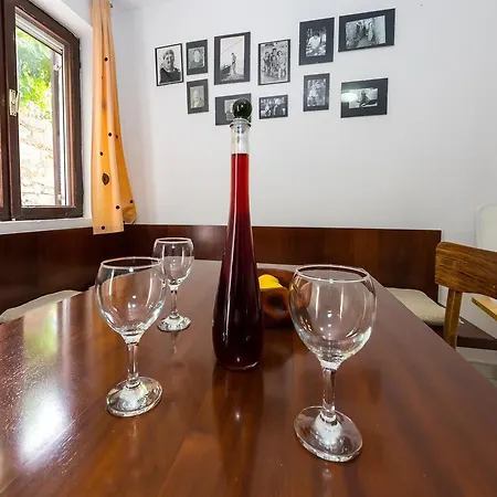 Shisha Stone House Prázdninový dům