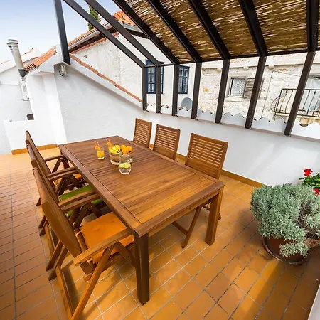 Prázdninový dům Shisha Stone House *